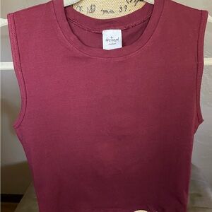 Tilly's Destined Burgundy Muscle Tee NWT Size M PTP 15” stretchy